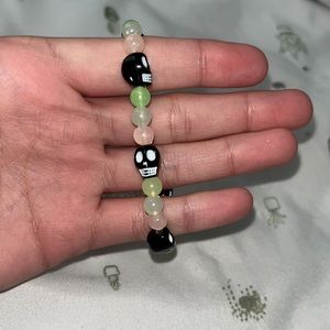 halloween glow in the dark skull bracelet